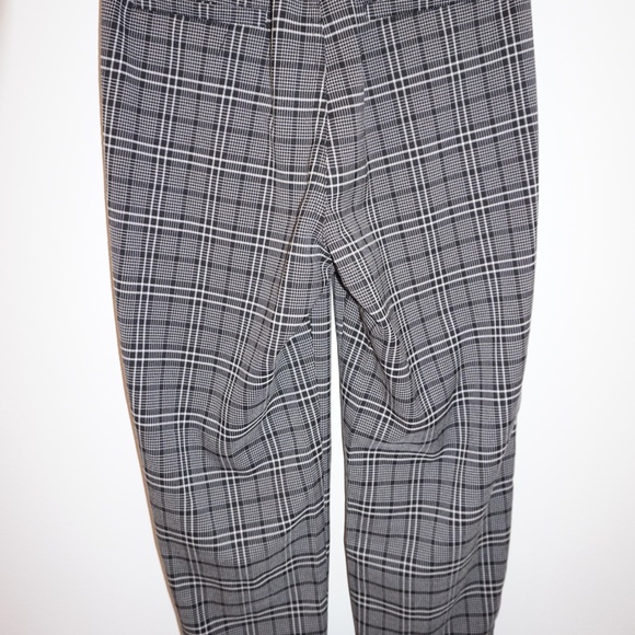 Elastic Plaid Pants - Picture 5 of 6
